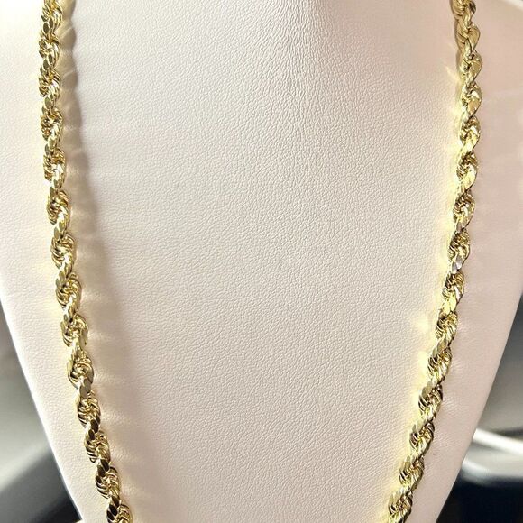 New 14k gold semi solid 18 inch rope chain - Picture 6 of 11